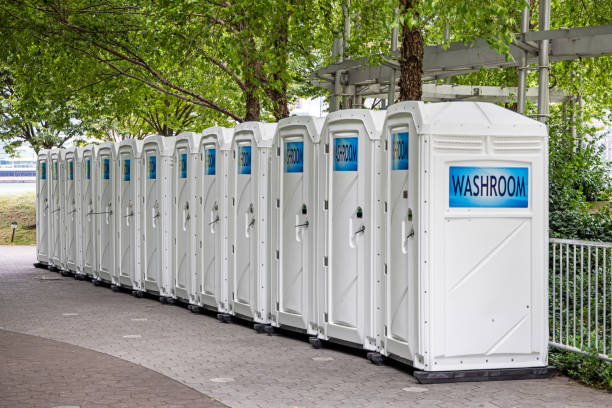 Best Porta potty rental near me  in Evans, CO
